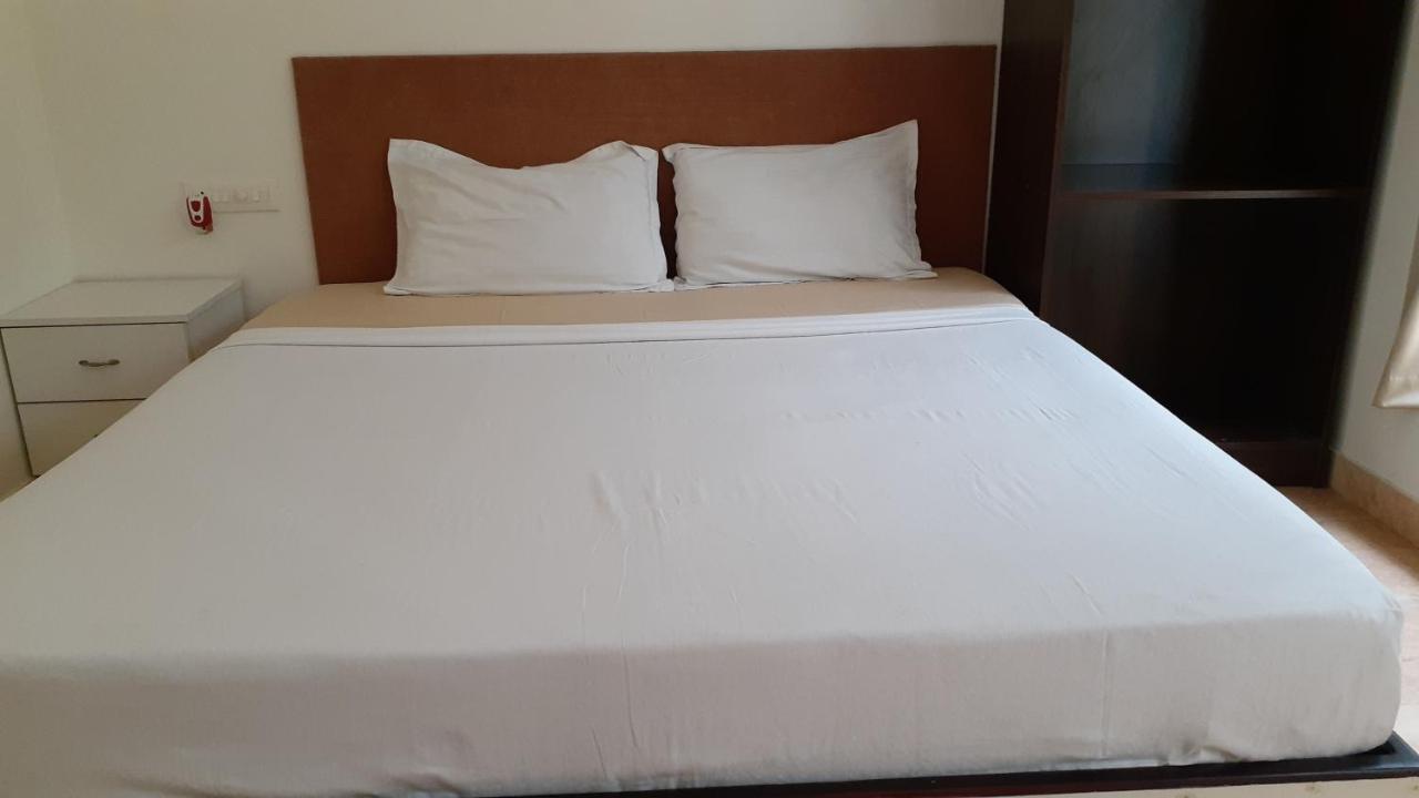 Cherai Natural Beach Hotel Cherai Beach Ngoại thất bức ảnh