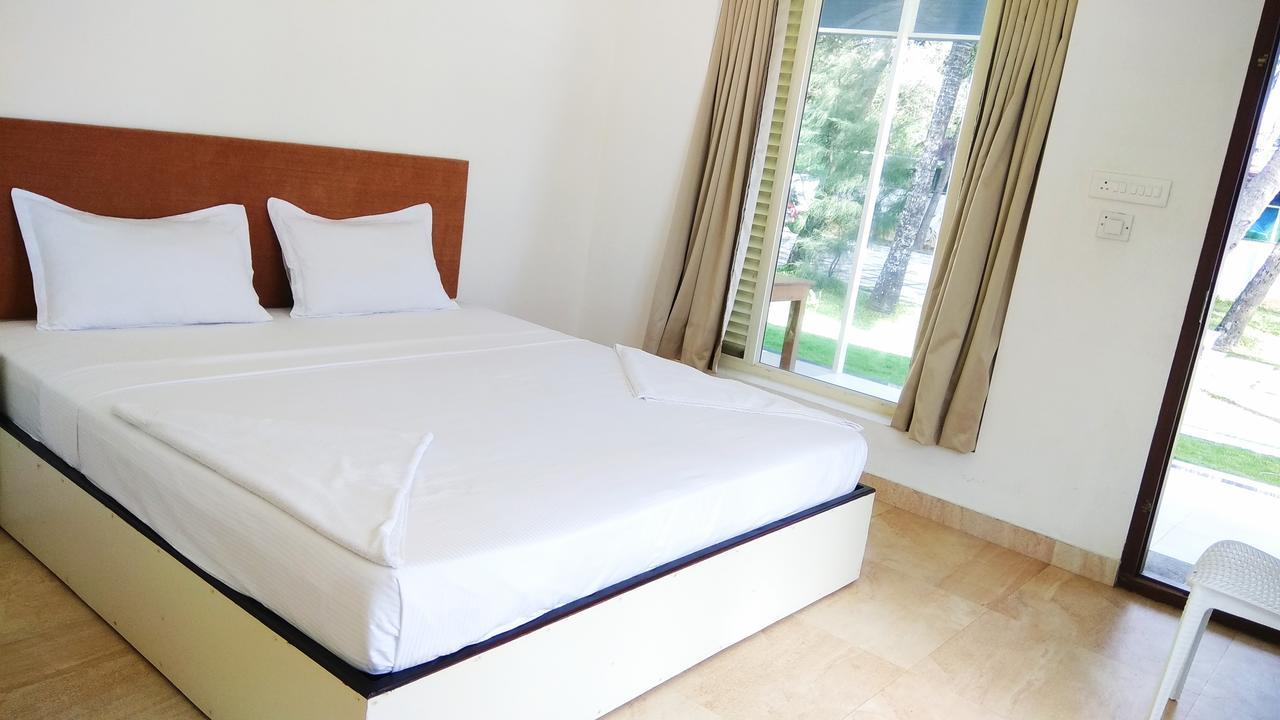 Cherai Natural Beach Hotel Cherai Beach Ngoại thất bức ảnh
