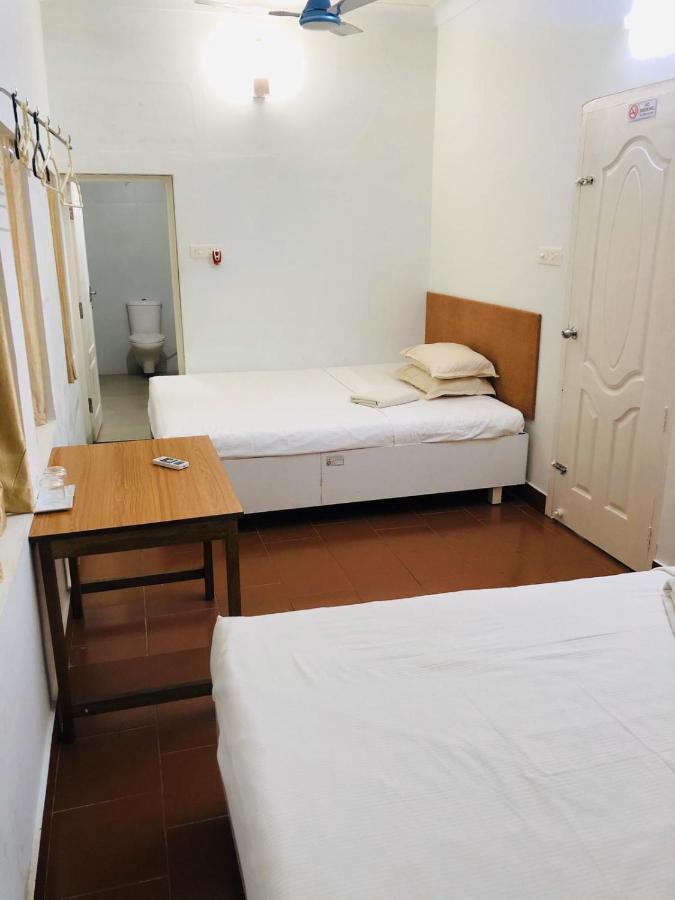 Cherai Natural Beach Hotel Cherai Beach Ngoại thất bức ảnh