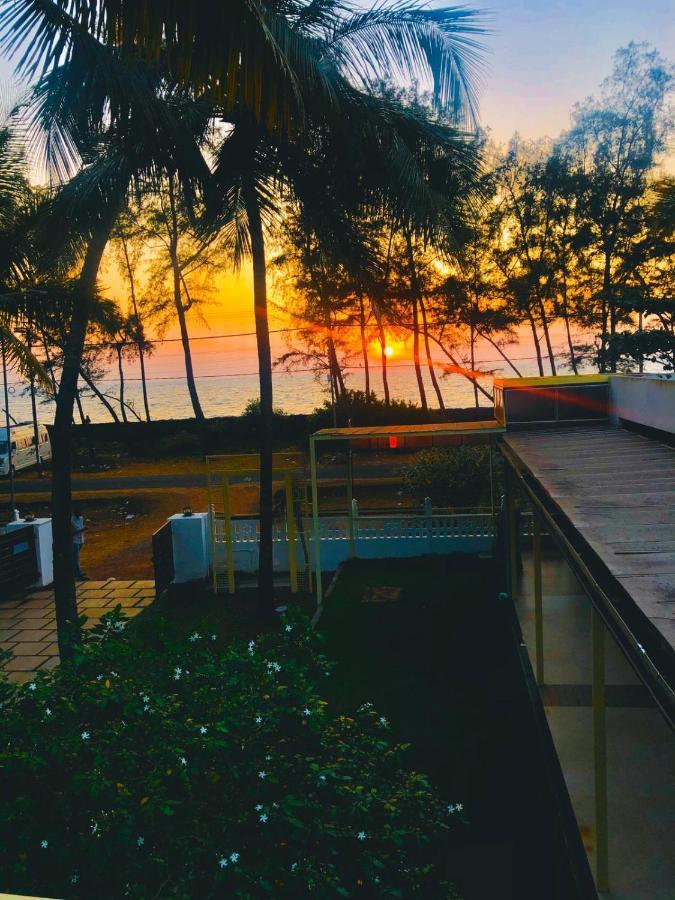 Cherai Natural Beach Hotel Cherai Beach Ngoại thất bức ảnh