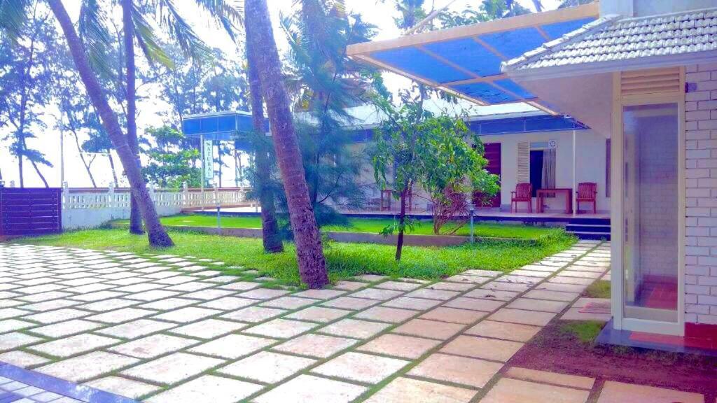 Cherai Natural Beach Hotel Cherai Beach Ngoại thất bức ảnh